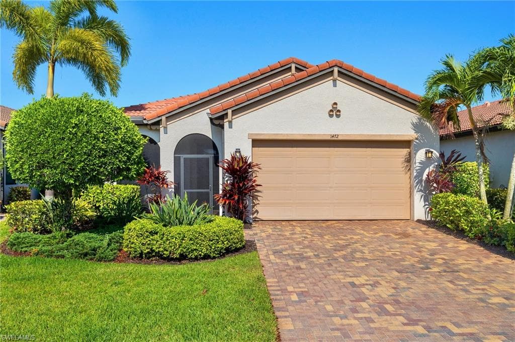 1472 Lucena LN S NAPLES, FL 34113