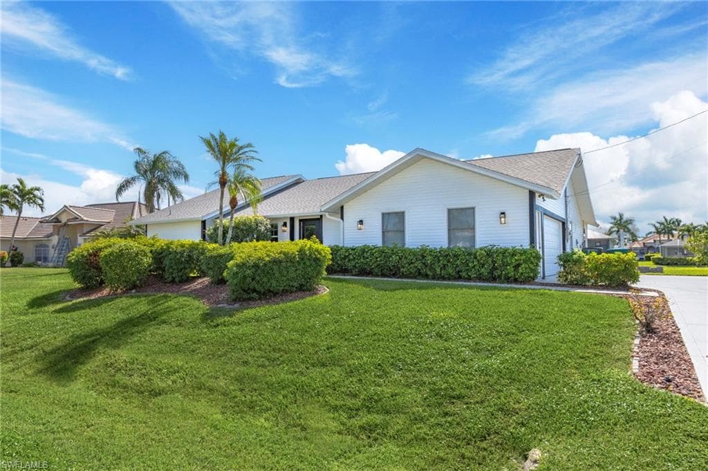 2914 SW 38th ST CAPE CORAL, FL 33914