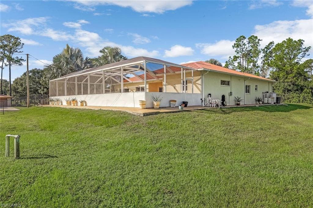 700 Glenn AVE LEHIGH ACRES, FL 33972