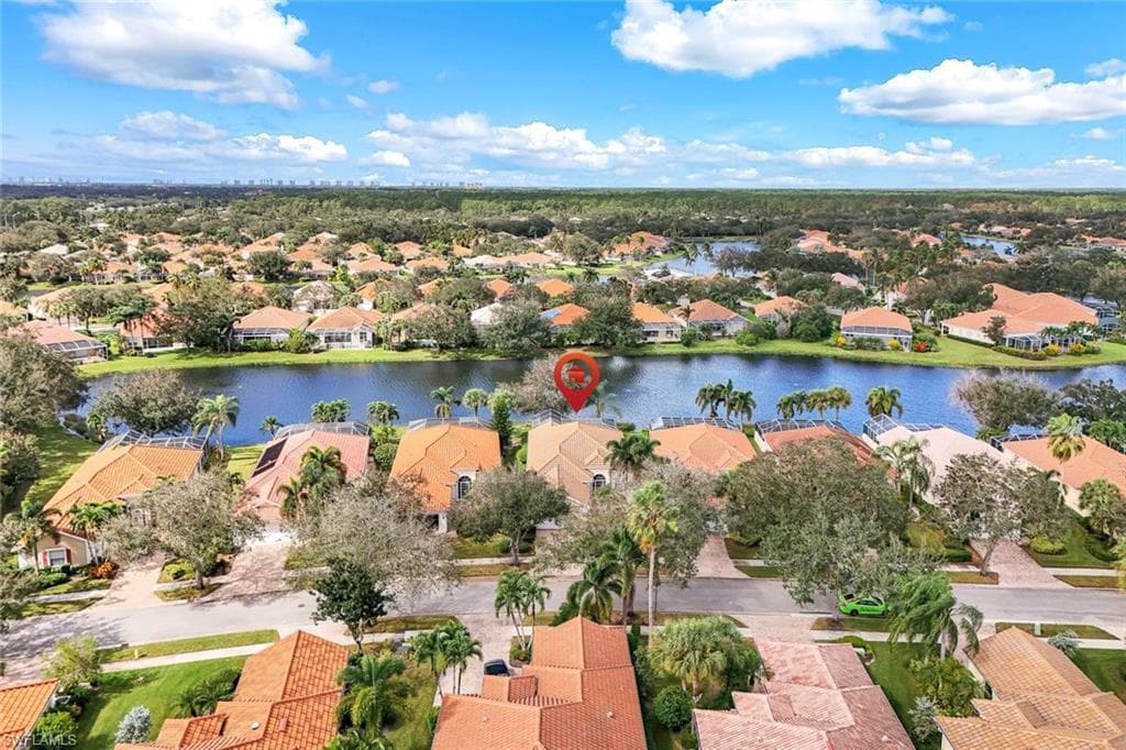5913 Bermuda LN NAPLES, FL 34119