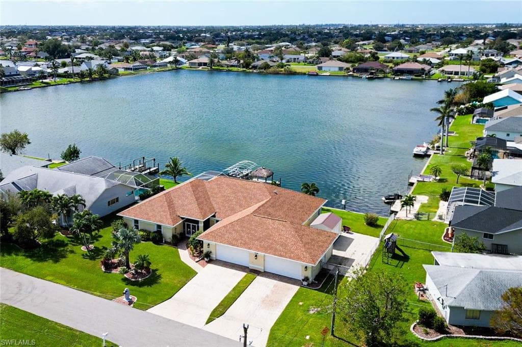 10 SE 10th AVE CAPE CORAL, FL 33990