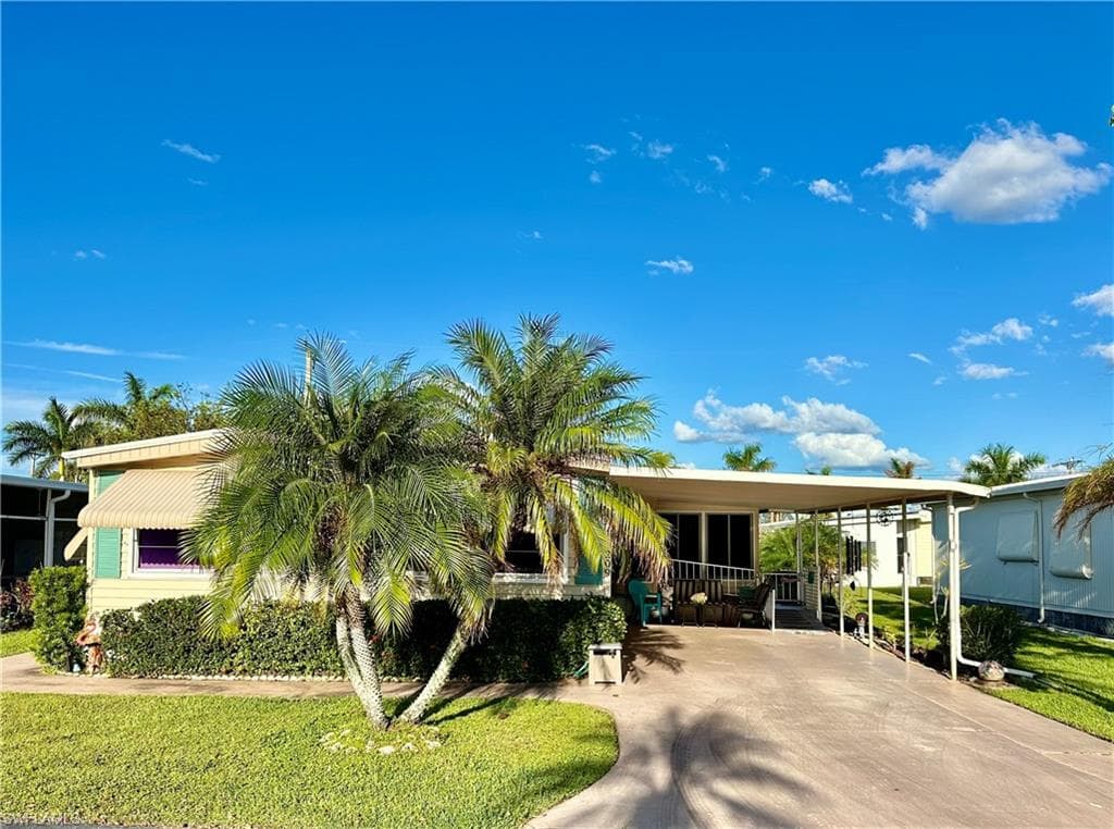 209 Harvest LN NORTH FORT MYERS, FL 33917