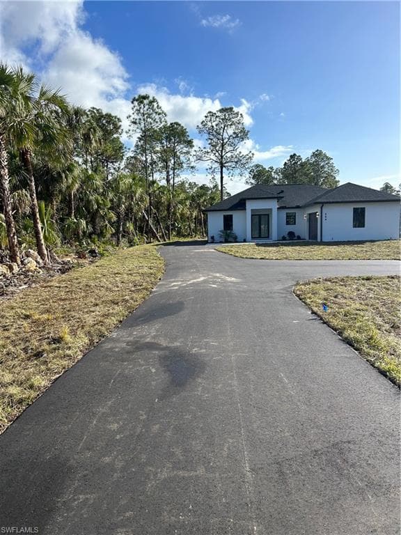 544 2nd ST NE NAPLES, FL 34120