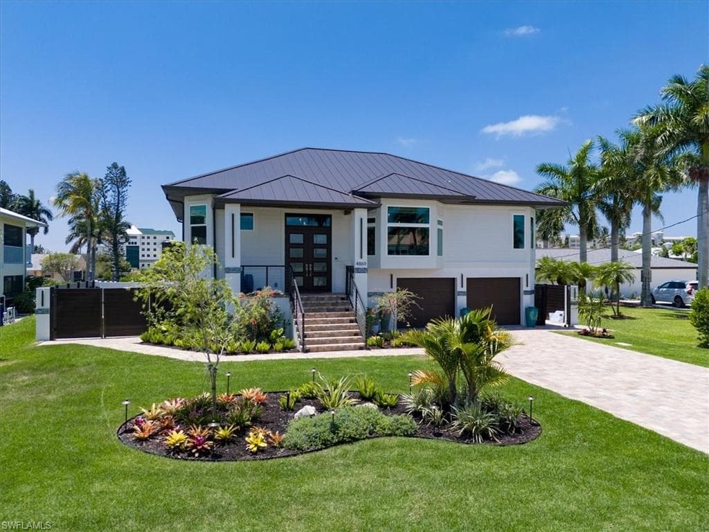 4869 Regal Drive BONITA SPRINGS, FL 34134