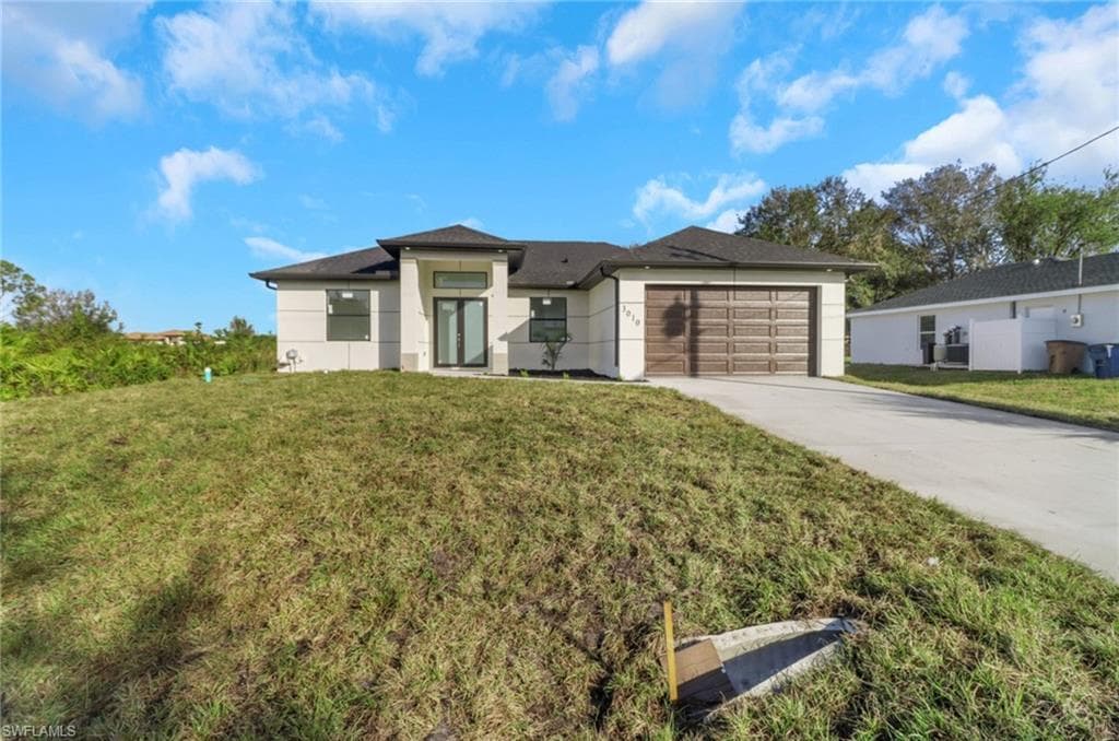 3010 29th ST SW LEHIGH ACRES, FL 33976