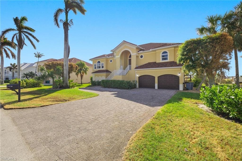 811 Birdie View PT SANIBEL, FL 33957