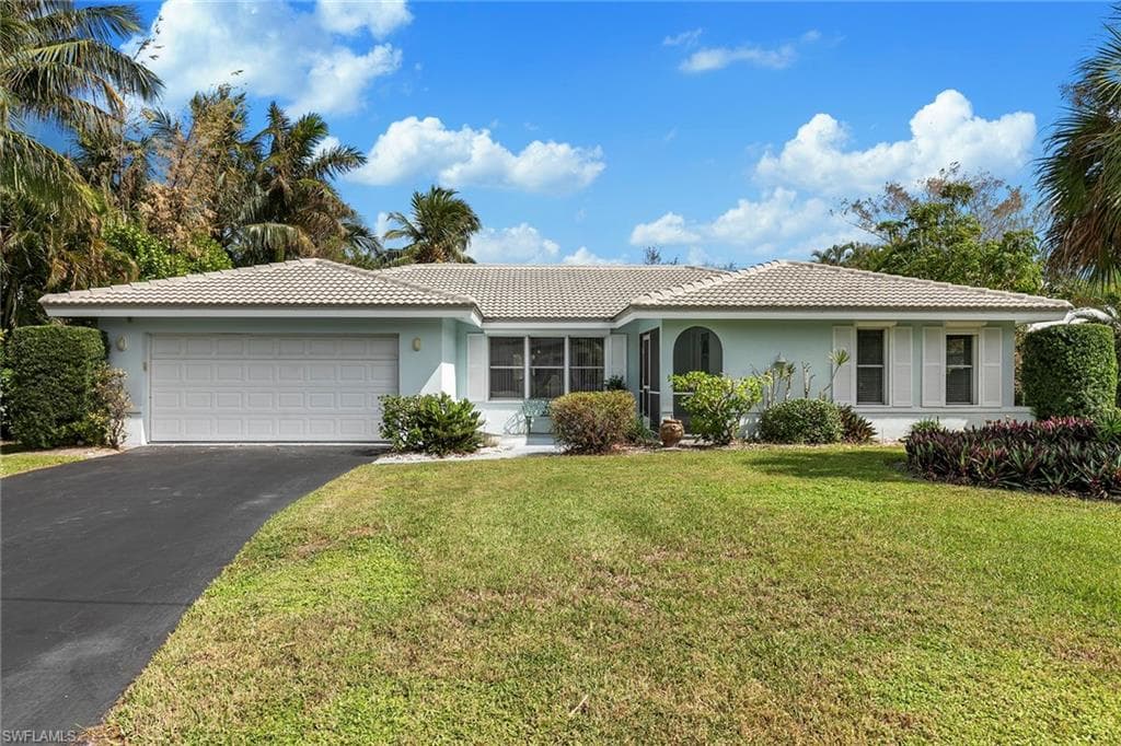 1400 Mandarin RD NAPLES, FL 34102