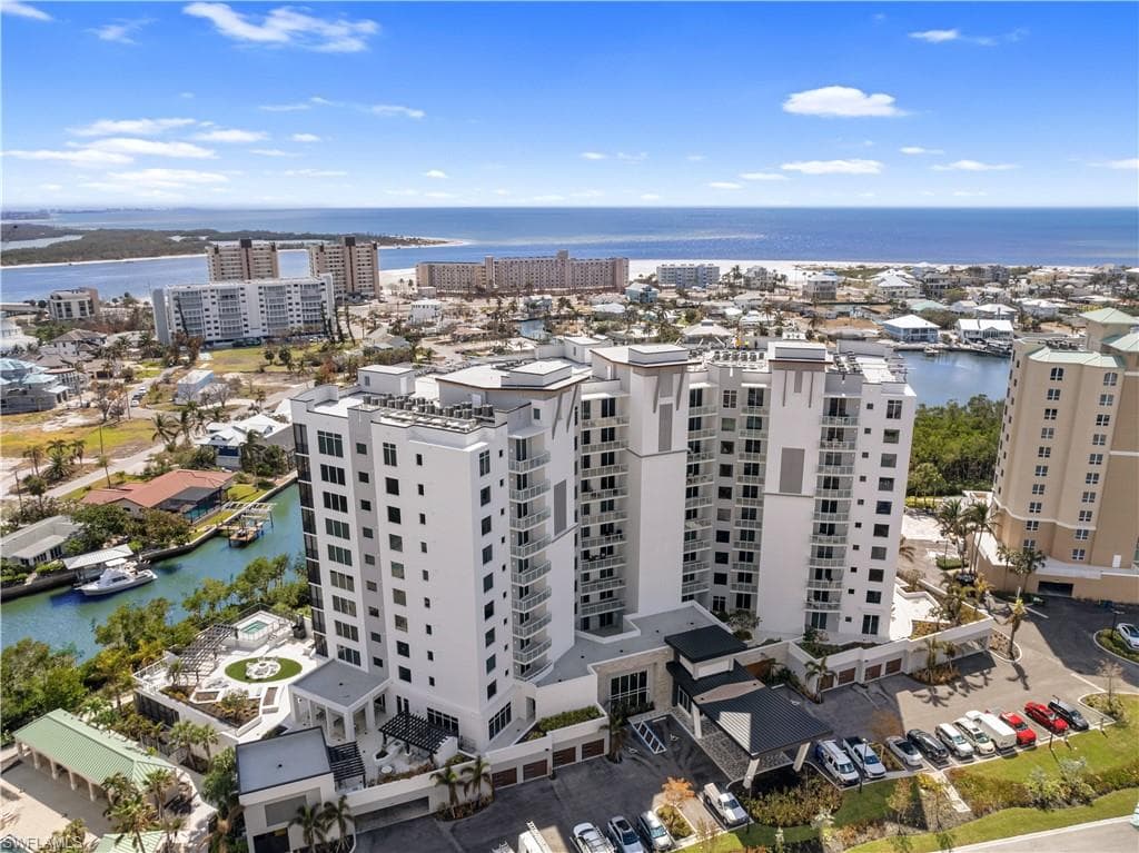 4142 Bay Beach LN 706 FORT MYERS BEACH, FL 33931