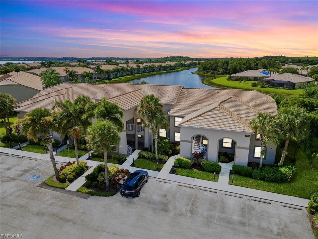 19950 Barletta LN 1121 ESTERO, FL 33928
