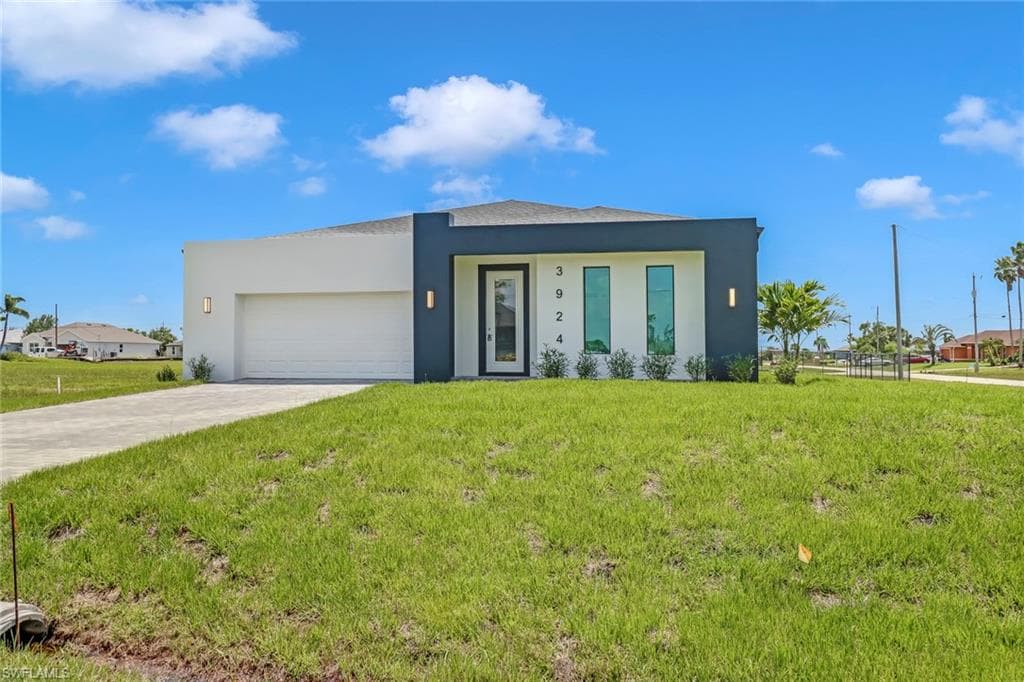 1146 Holmes AVE S LEHIGH ACRES, FL 33974