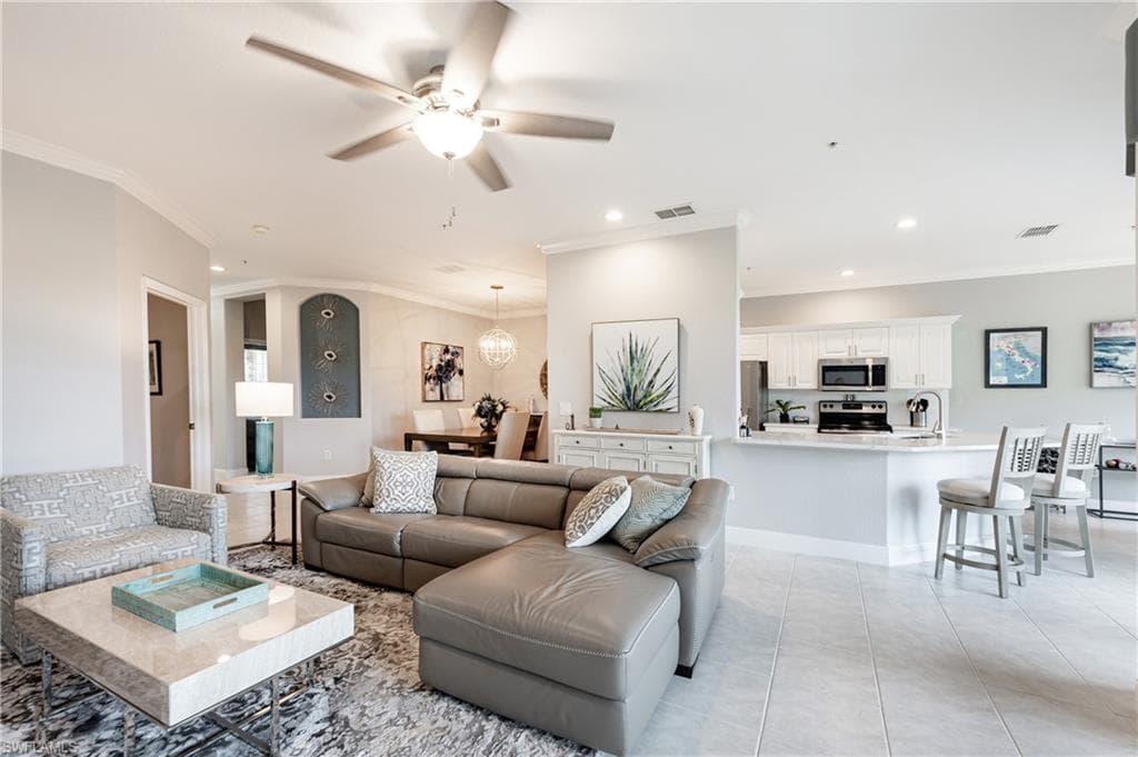 4610 WINGED FOOT WAY 103 NAPLES, FL 34112