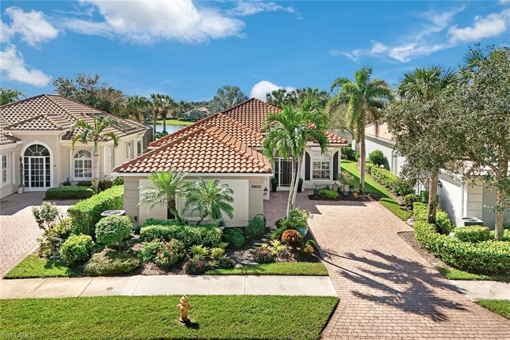 3802 Whidbey WAY NAPLES, FL 34119