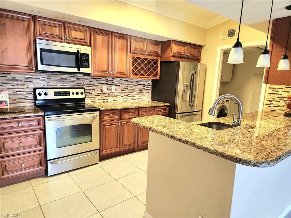 4645 Saint Croix LN 1338 NAPLES, FL 34109