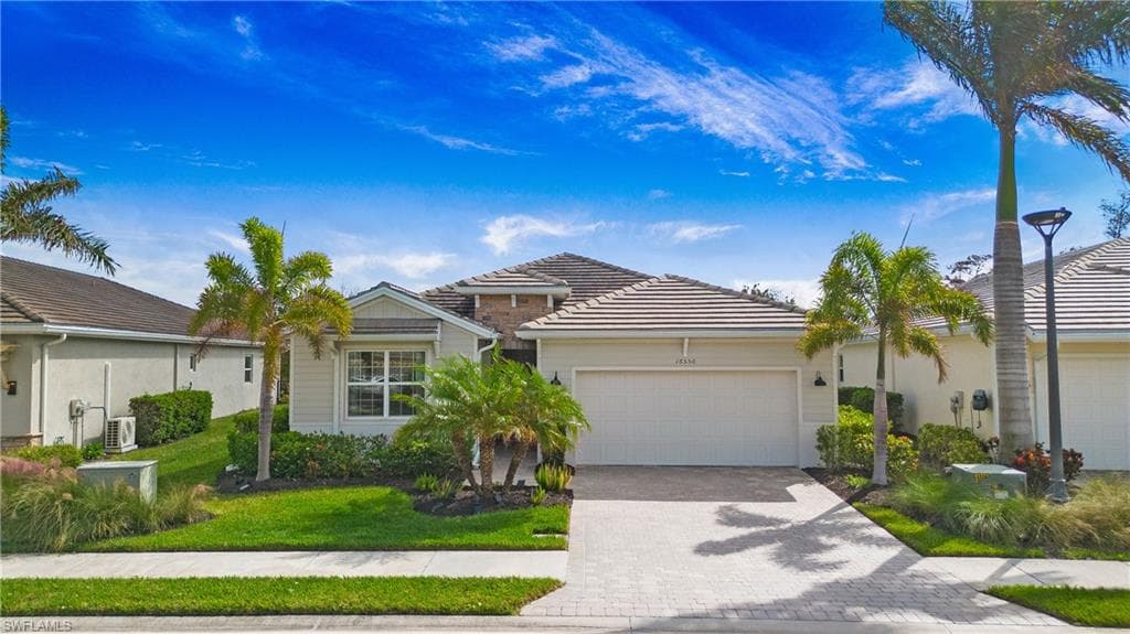 16550 Seagate PL BONITA SPRINGS, FL 34135