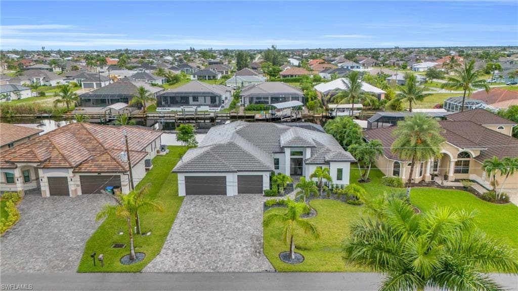 3613 NW 2nd ST CAPE CORAL, FL 33993
