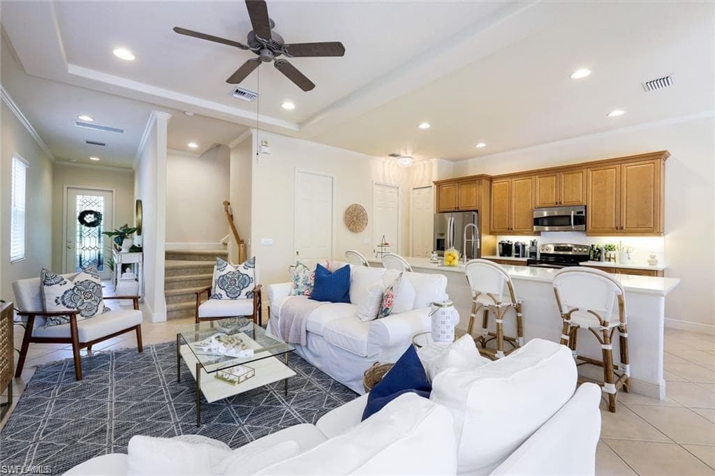 5801 Mango CIR 5801 NAPLES, FL 34110