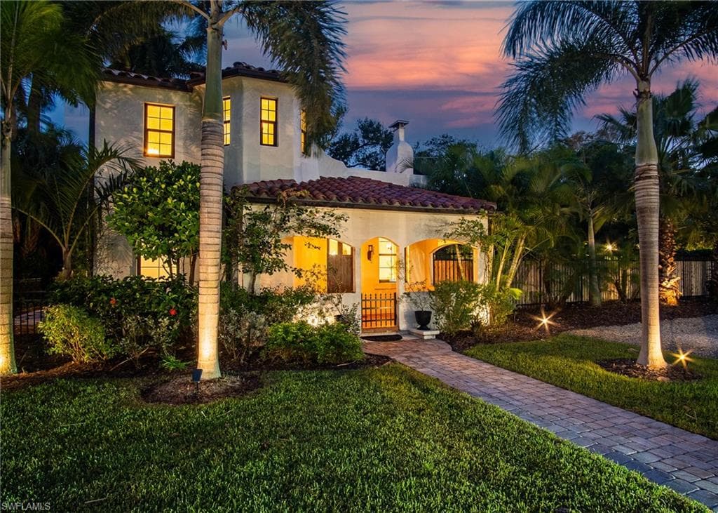2408 Euclid AVE FORT MYERS, FL 33901