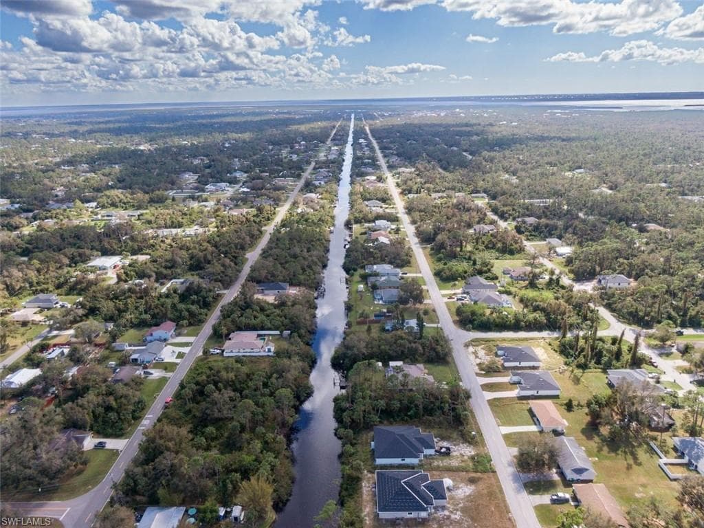 2097 Cedarwood ST PORT CHARLOTTE, FL 33948