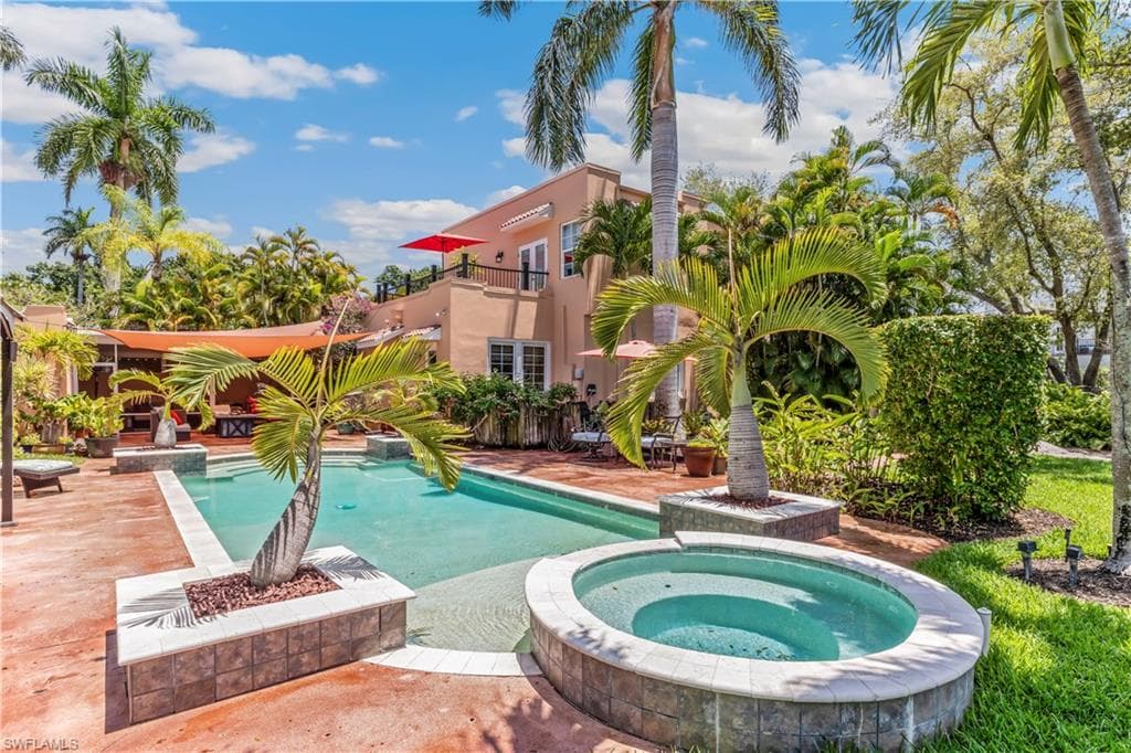 1335 Barcelona AVE FORT MYERS, FL 33901