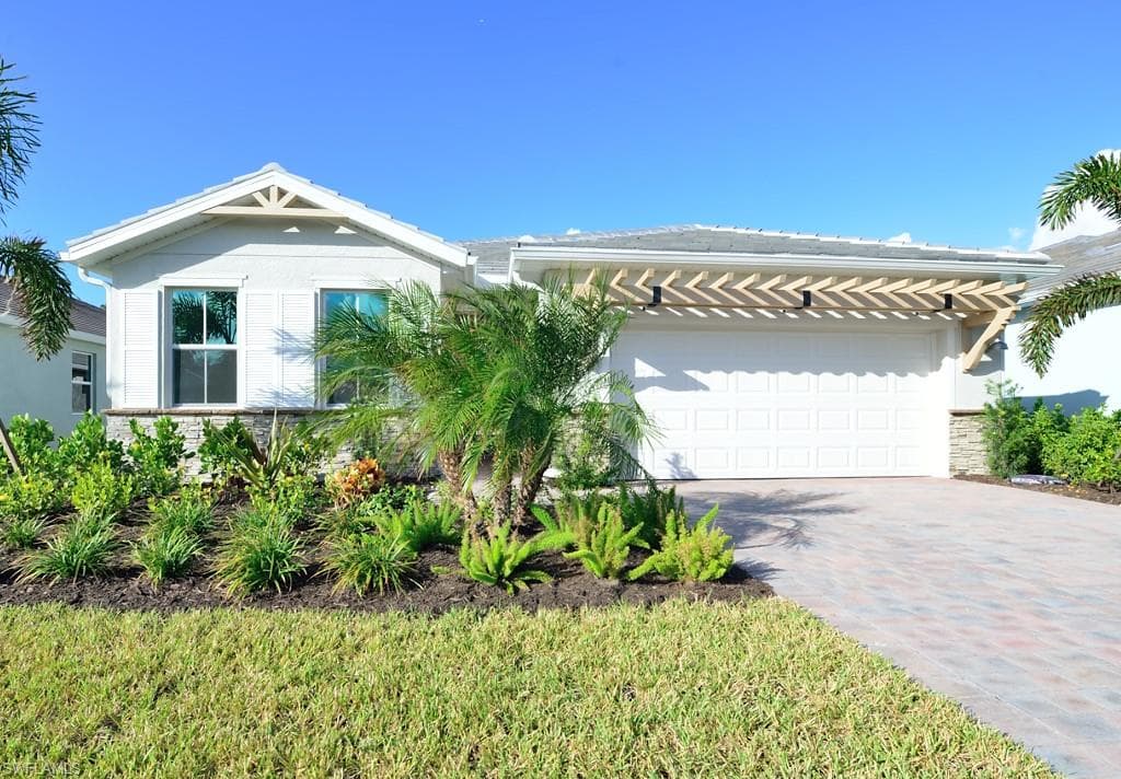 367 Grace Bay LN NAPLES, FL 34114