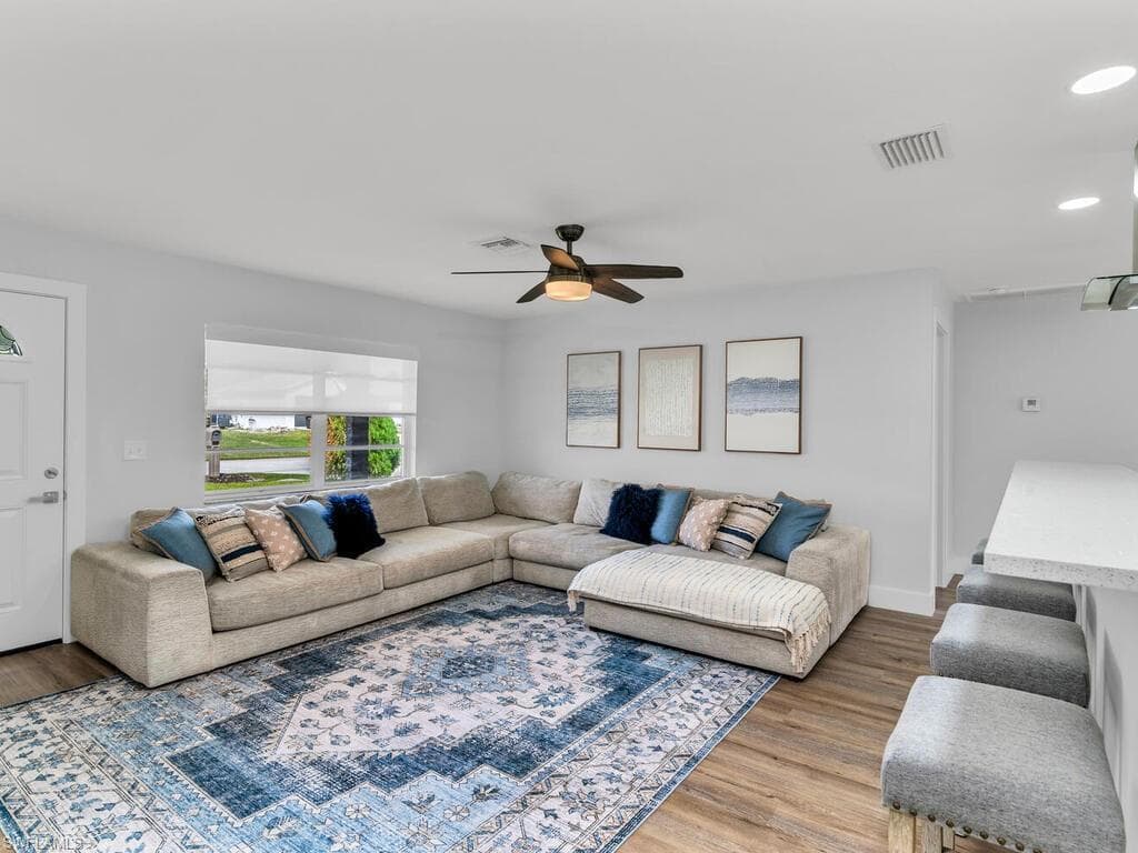 8184 Anhinga RD FORT MYERS, FL 33967