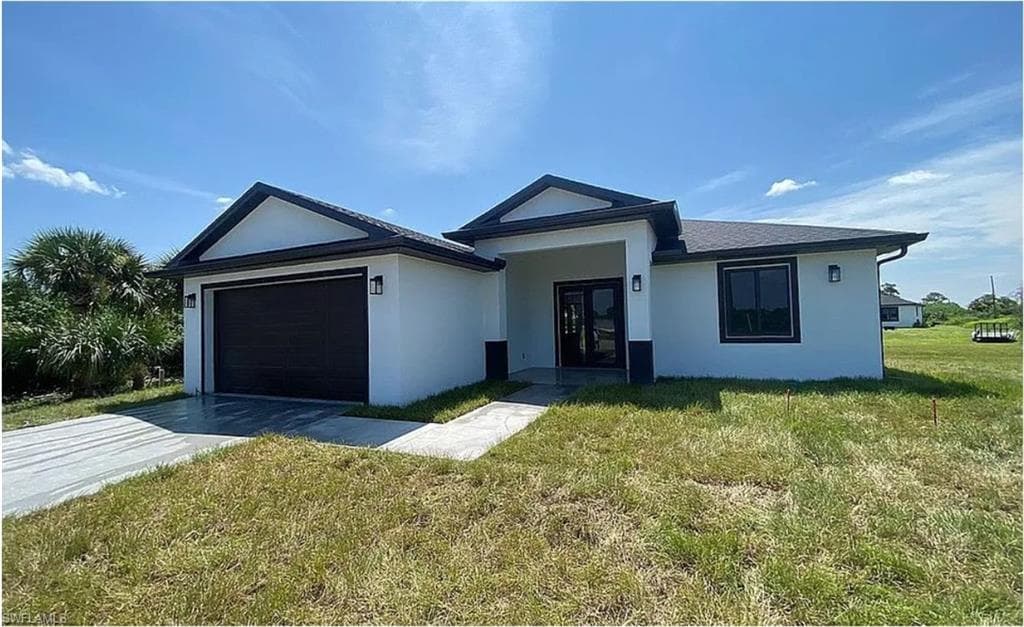 9008 Cambo CT LABELLE, FL 33935