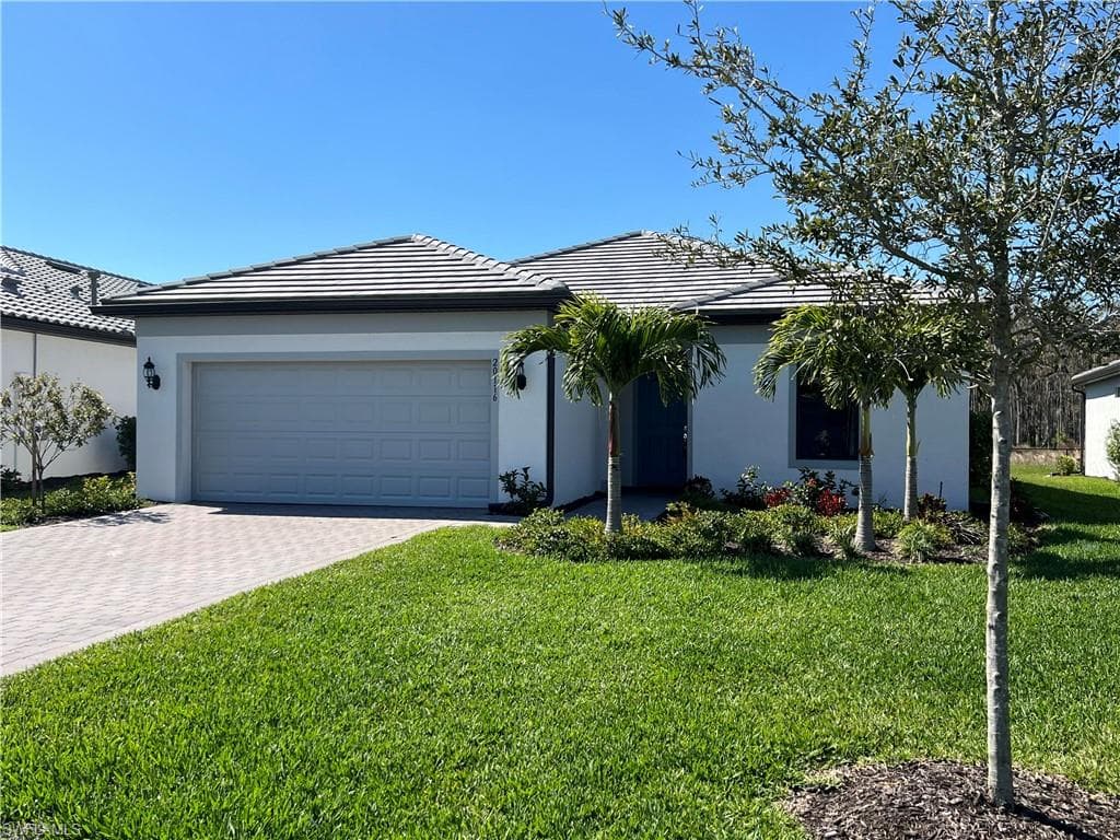 20116 Kingmont DR ESTERO, FL 33928