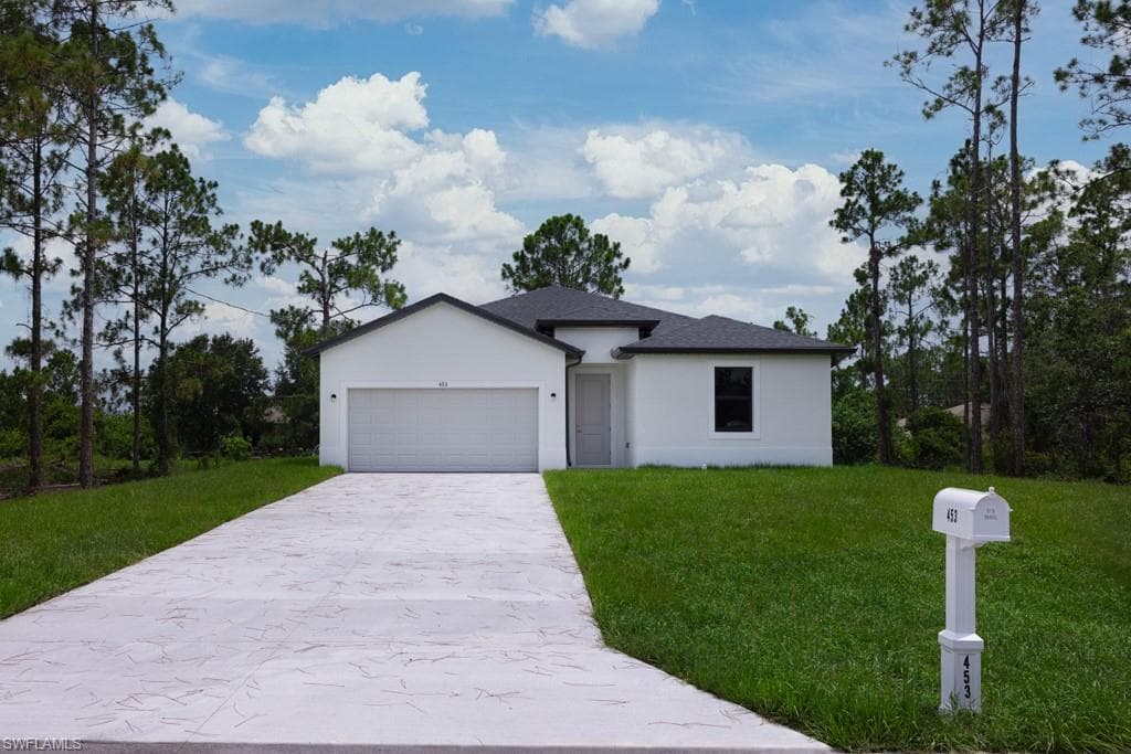 453 Woodman DR LEHIGH ACRES, FL 33972