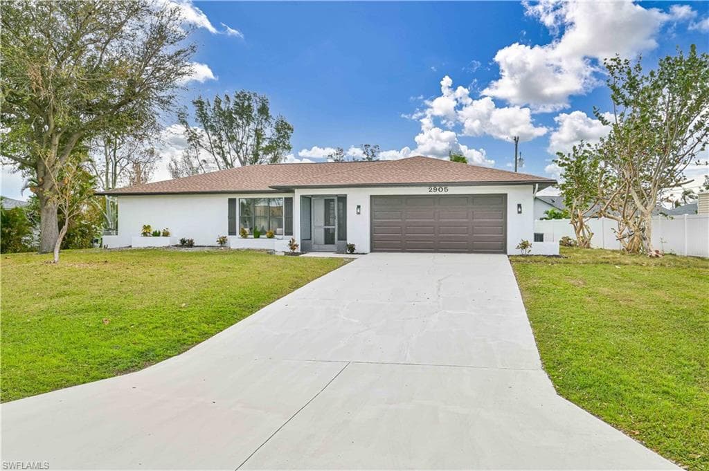 2905 SW 4th PL CAPE CORAL, FL 33914