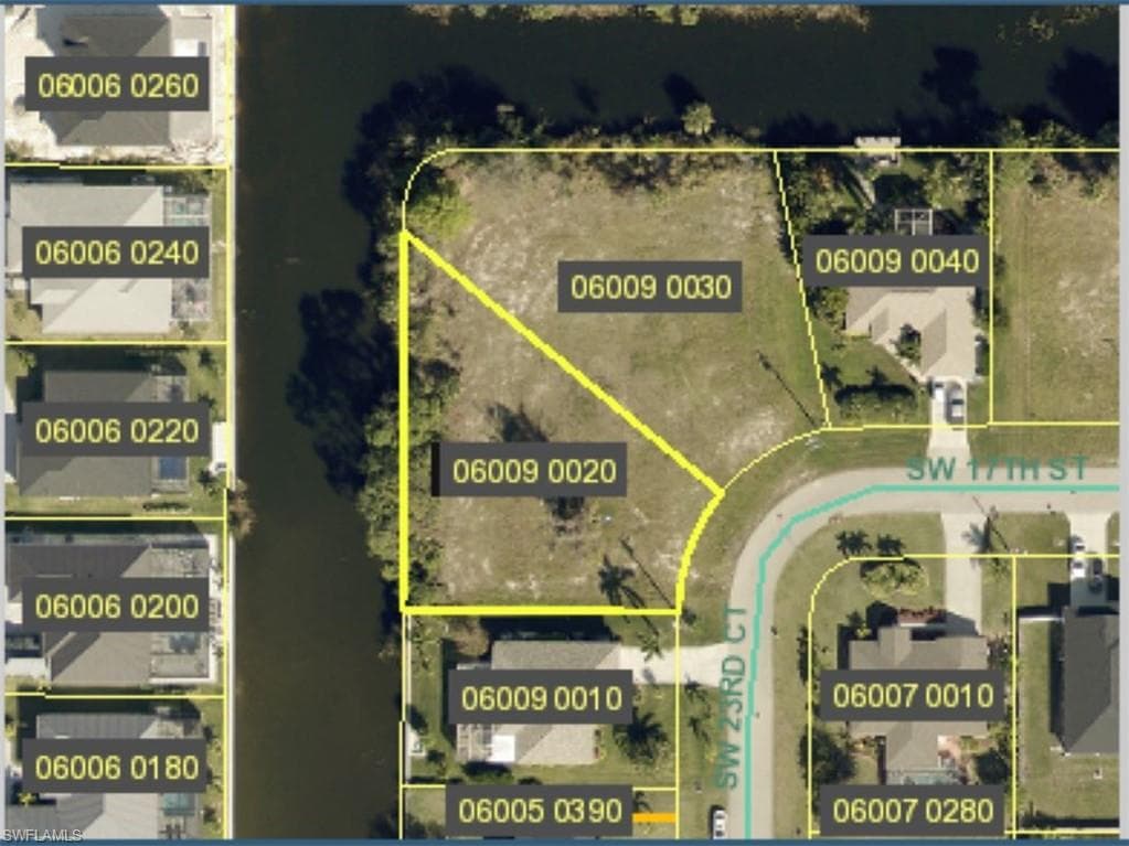 1700 SW 23rd CT CAPE CORAL, FL 33991