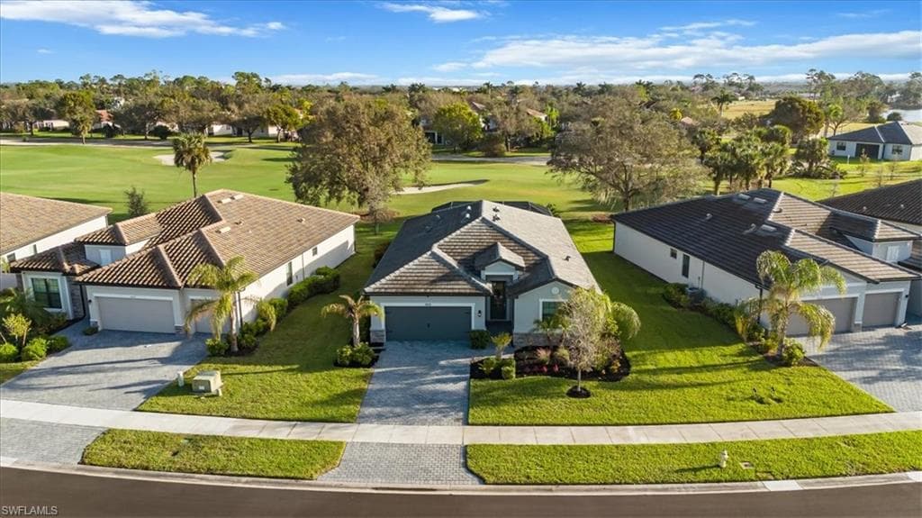 1825 Lema CT NAPLES, FL 34120