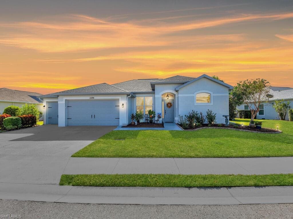 23398 Olde Meadowbrook CIR ESTERO, FL 34134