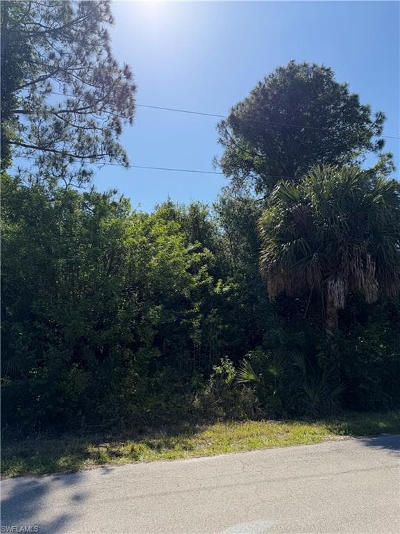 904 Sheldon AVE LEHIGH ACRES, FL 33936