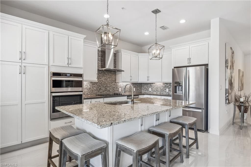 21490 Strada Nuova CIR 207 ESTERO, FL 33928
