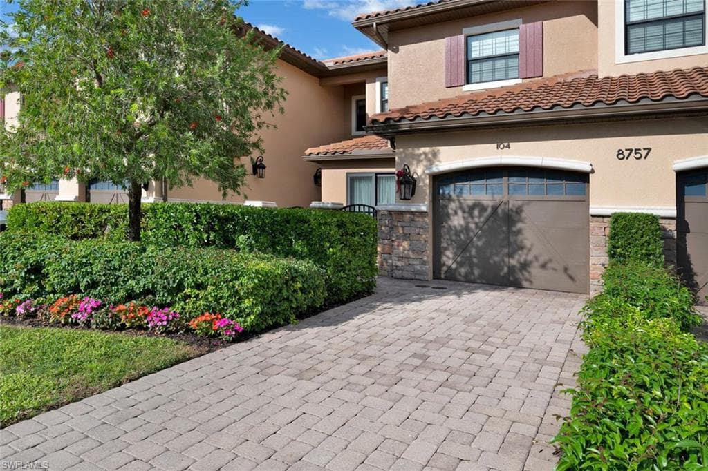 8757 Bellano CT 6-104 NAPLES, FL 34119