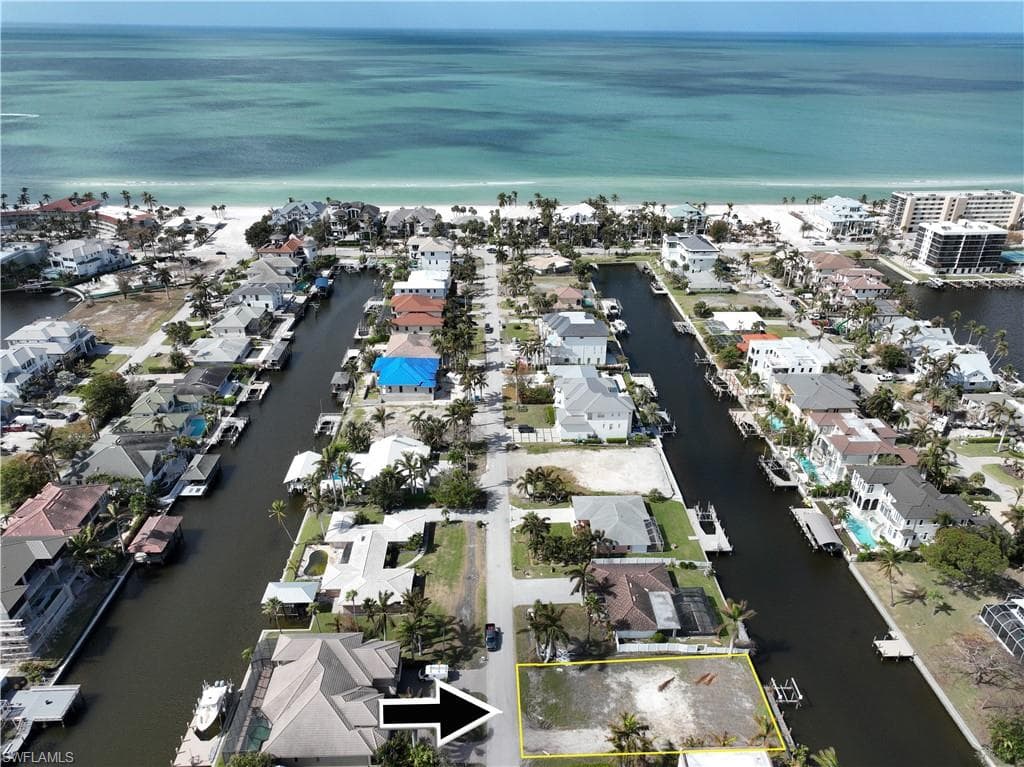 227 Channel DR NAPLES, FL 34108