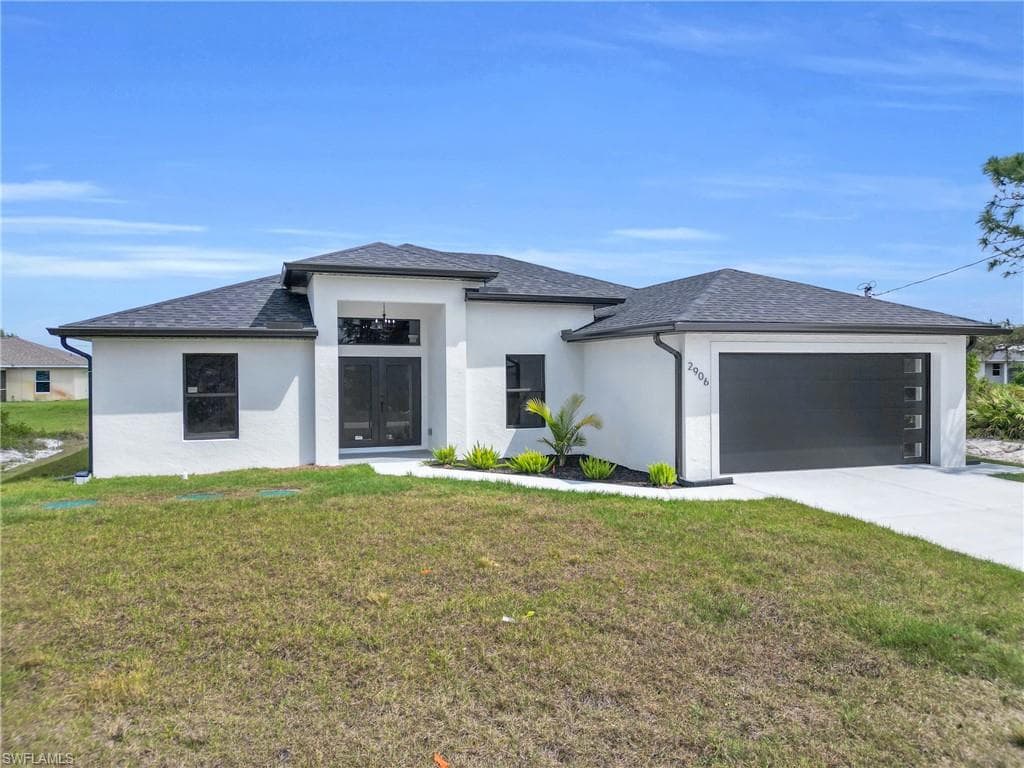 2906 28th ST SW LEHIGH ACRES, FL 33976