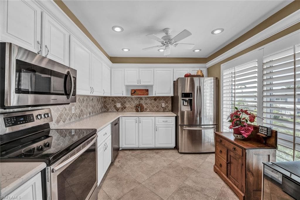 158 Lollypop LN 4 NAPLES, FL 34112