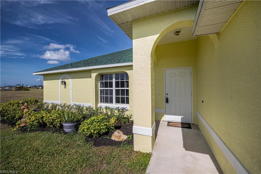 4219 NW 33rd LN CAPE CORAL, FL 33993