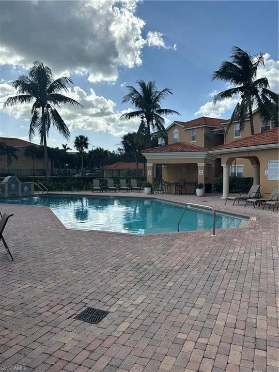 8635 River Homes LN 2201 BONITA SPRINGS, FL 34135