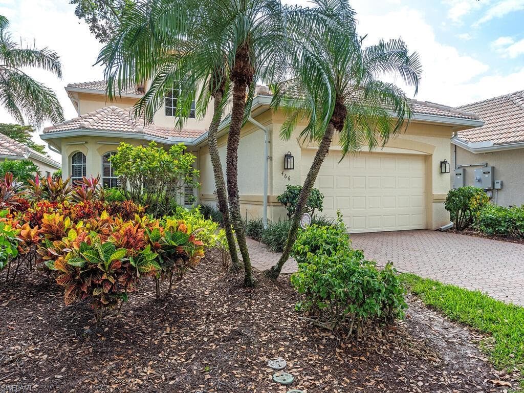 466 Palo Verde DR NAPLES, FL 34119