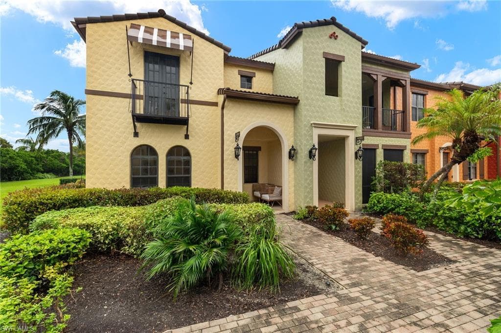9151 Delano ST 9706 NAPLES, FL 34113
