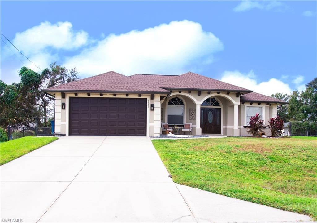 3735 14th ST W LEHIGH ACRES, FL 33971
