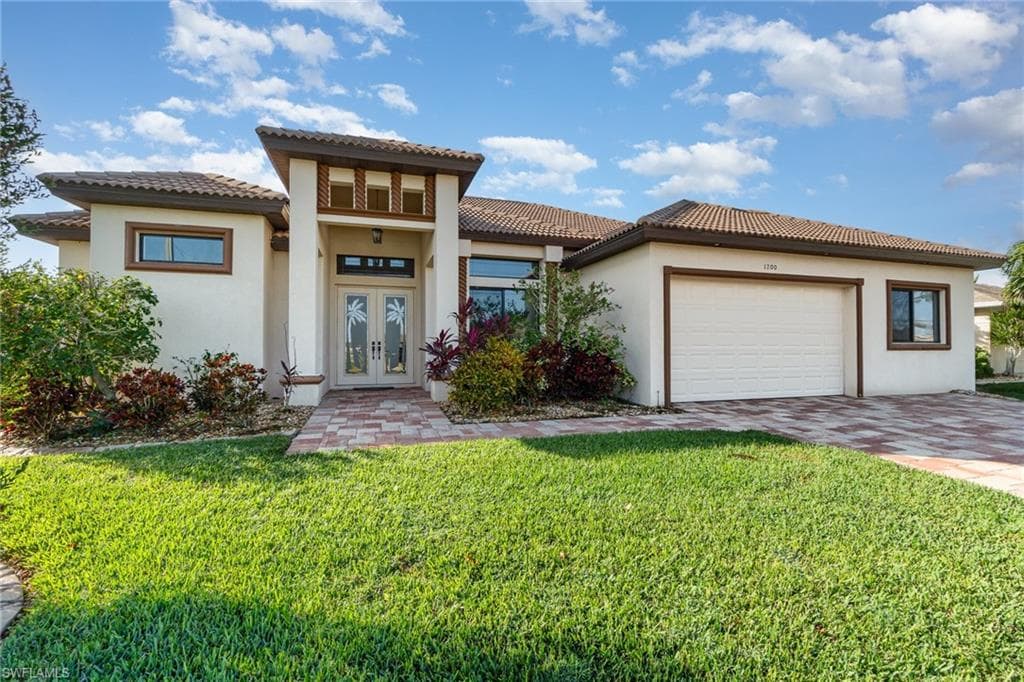 1200 SW 38th ST CAPE CORAL, FL 33914