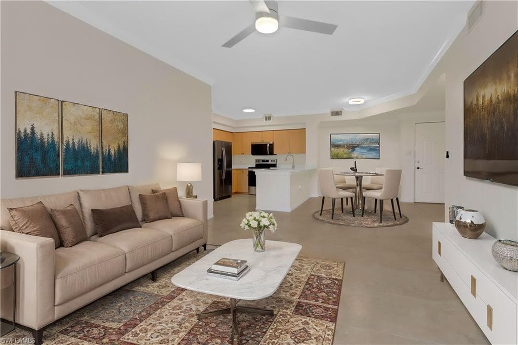 1190 Reserve WAY 204 NAPLES, FL 34105