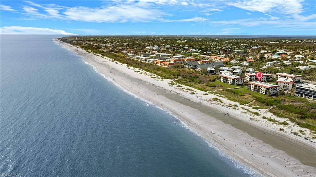 671 E Gulf DR 5B2 SANIBEL, FL 33957