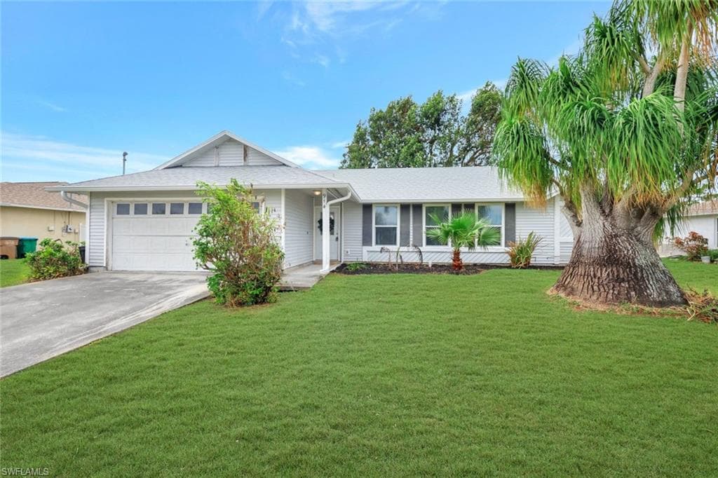 914 SW 34th TER CAPE CORAL, FL 33914