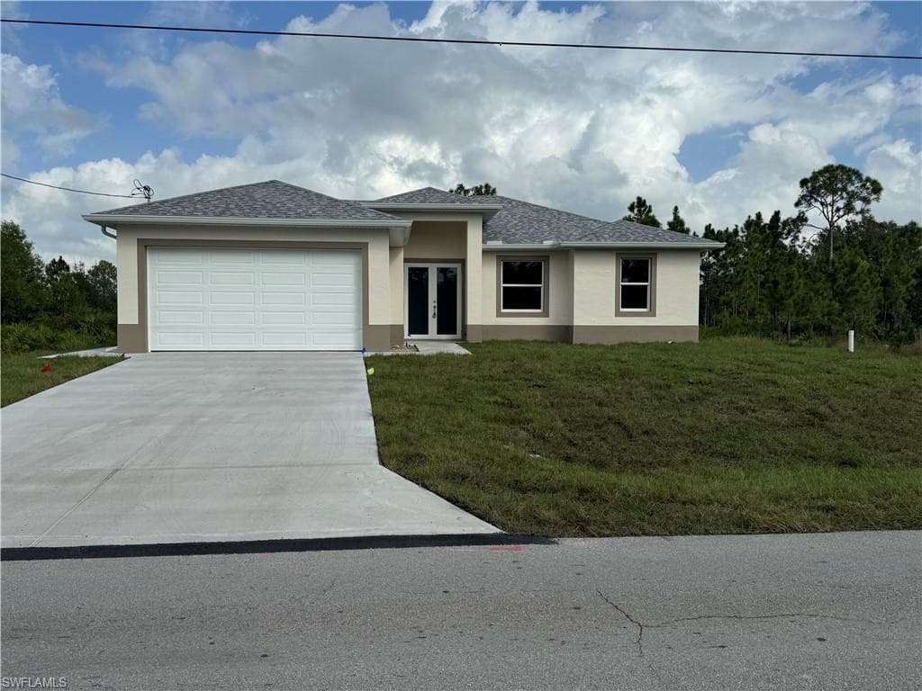 2403 E 10TH ST LEHIGH ACRES, FL 33936