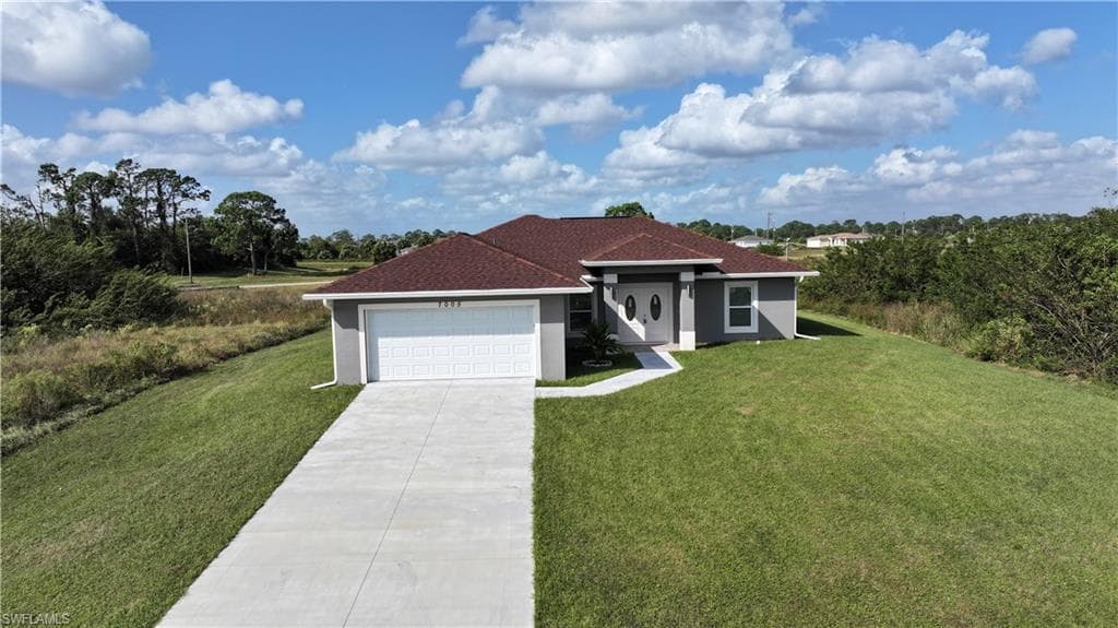 7005 Shasta CIR LABELLE, FL 33935