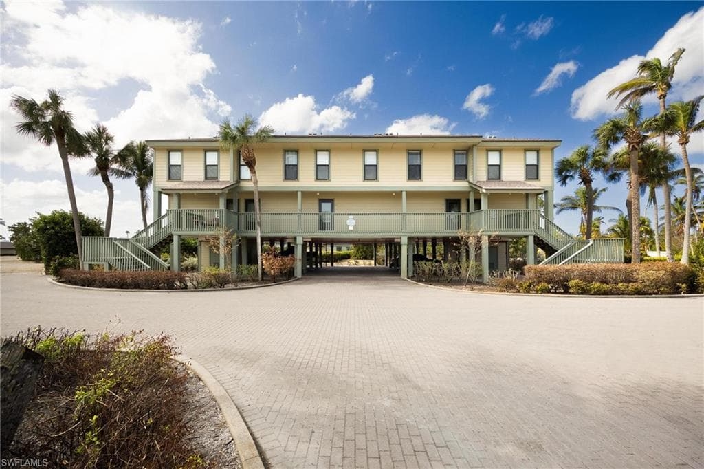 16750 Bocilla Palms DR 71 BOKEELIA, FL 33922
